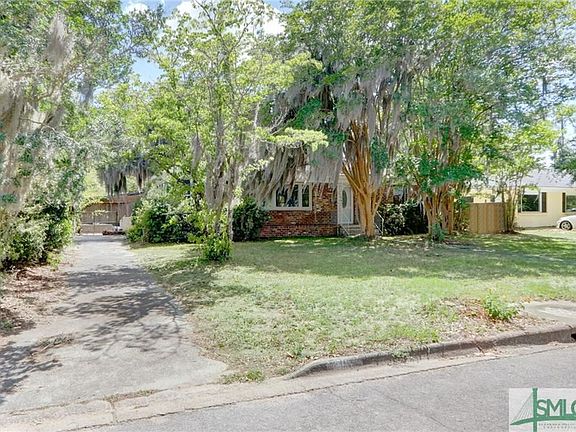 3rd image of 2105 Glynnwood Dr