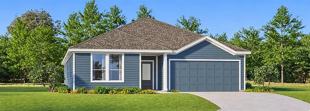 4 bed, 2.0 bath, 2366 sqft, $2,200 — Photo 1