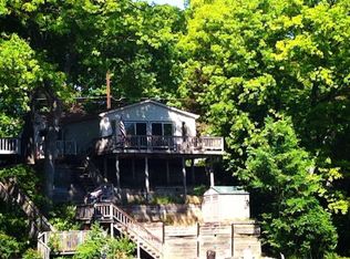 1156 Hillside Dr, Milford, MI 48381
