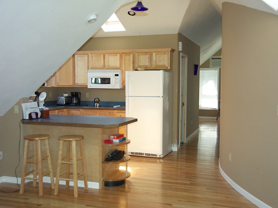 Eat in breakfast bar