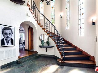 2237 N New Hampshire Ave, Los Angeles, CA 90027