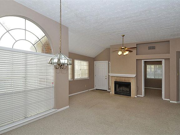 5th image of 4918 Rock Springs Dr