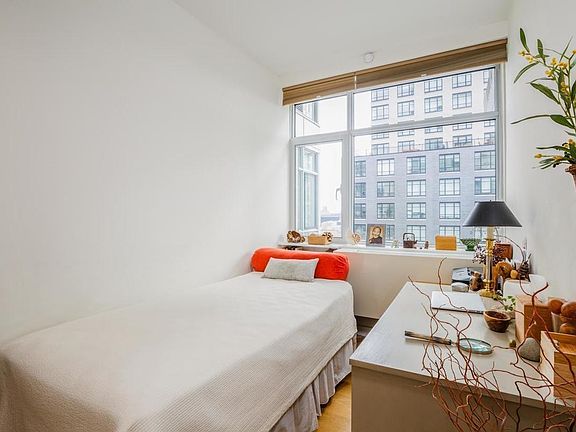 4th image of 189 Schermerhorn St APT 12A