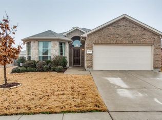 10848 Middleglen Rd, Haslet, TX 76052