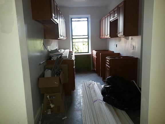 5th image of 3715 Kings Hwy APT 3K