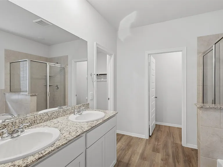 26123 Emory Hollow Dr — Photo 16