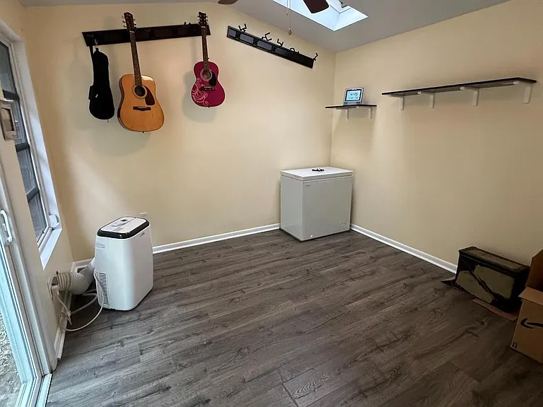 308 Sorel Ct — Photo 12
