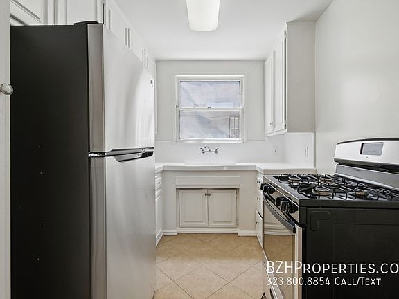 5th image of 1138 S Sherbourne Dr #3A