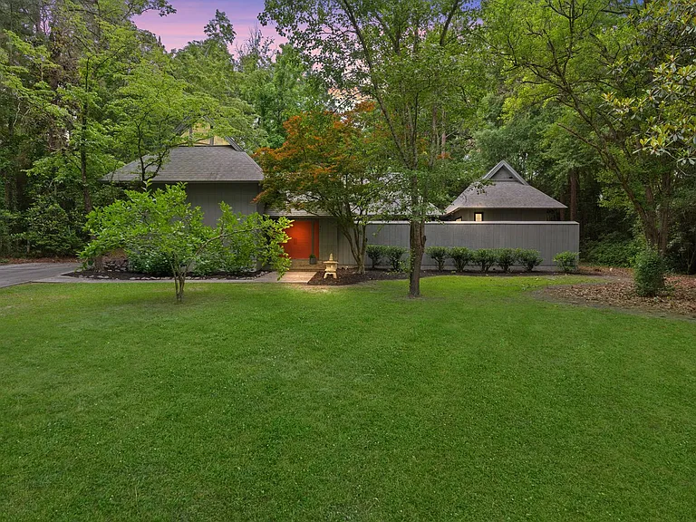 211 Wendwood Dr — Photo 33