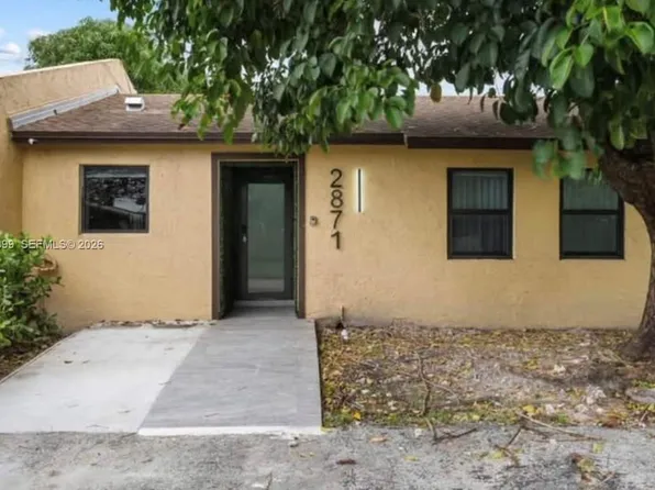 2871 NW 204th Ln, Miami Gardens, FL 33056