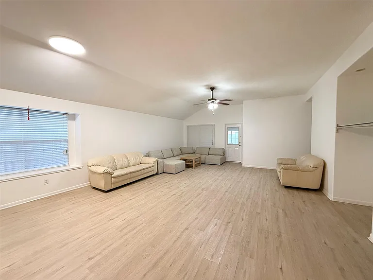 13810 Audra Ln — Photo 5