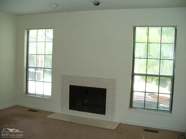 1st image of 3432 33rd Ave S