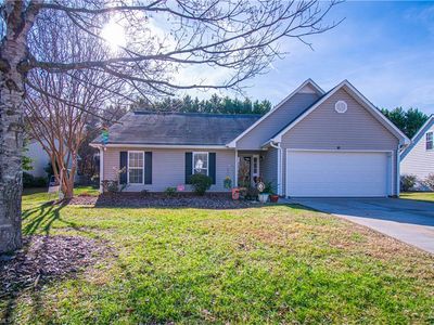 2818 Bridgeport Dr, Winston Salem, NC, 27103