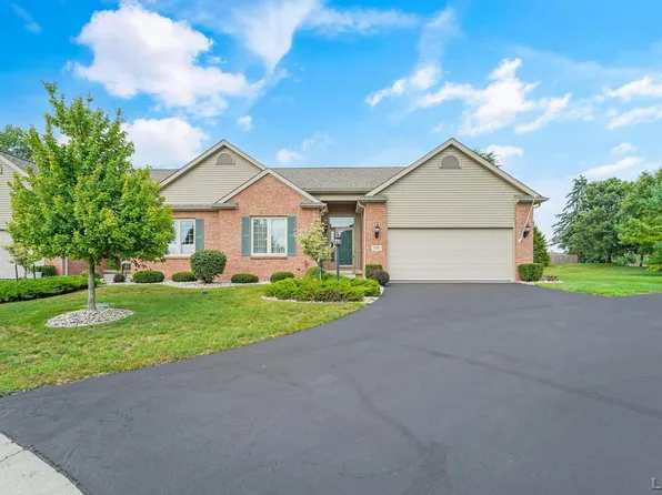 676 Koreys Cir, Blissfield, MI 49228