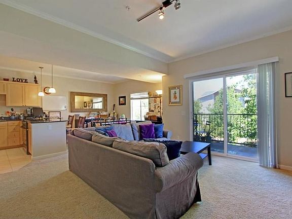 2nd image of 1818 Moore Blvd APT 218