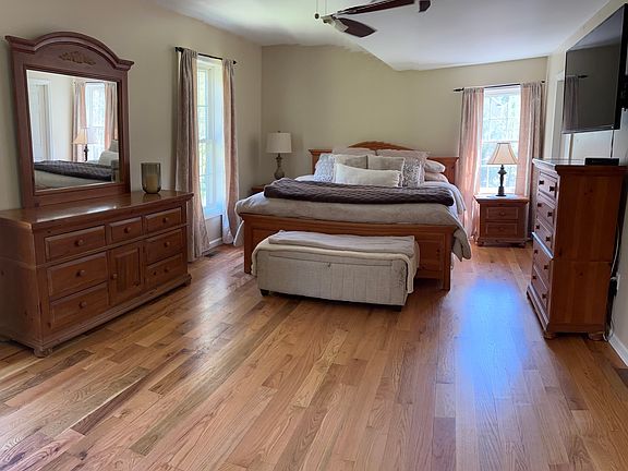 2nd image of 57 Hubbard Road