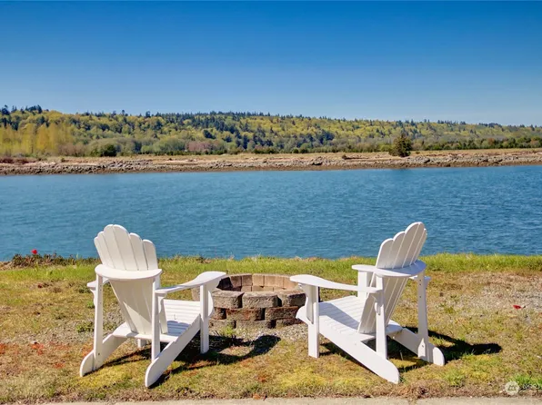 14998 Channel Lane, La Conner, WA 98257
