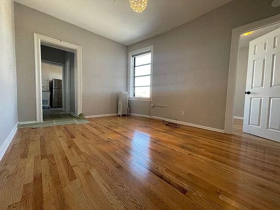 3rd image of 225 Academy St #43E