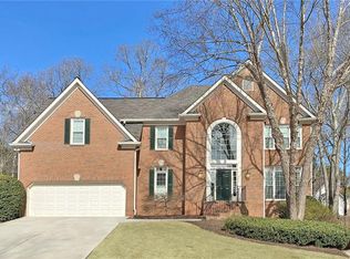 10485 Tuxford Dr, Alpharetta, GA 30022