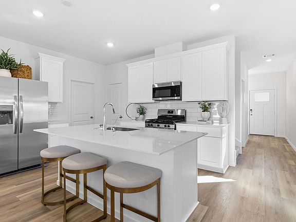 4th image of 7702 Smooth Valley Ct