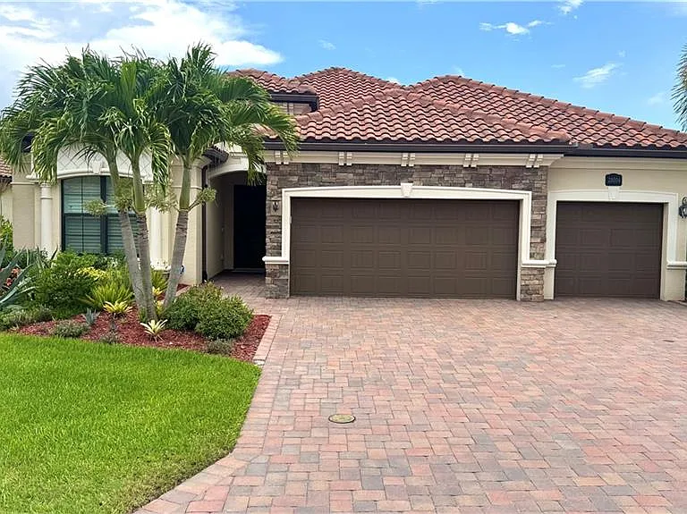 28004 Kerry Ct — Photo 2