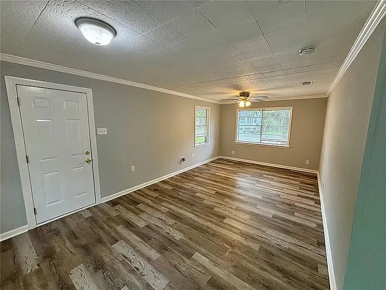 466 Pinehill Dr — Photo 11