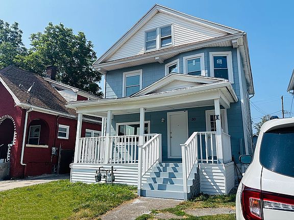 3rd image of 30 Hennepin St