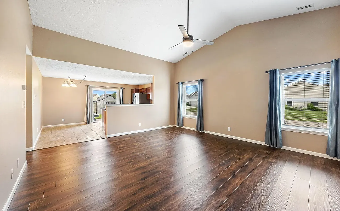 3 bed, 1528 sqft, $1,900 — Photo 3