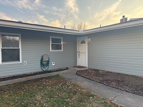 3rd image of 4217 Grove Ct