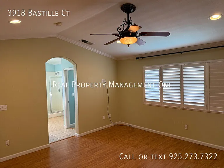 3918 Bastille Ct — Photo 23