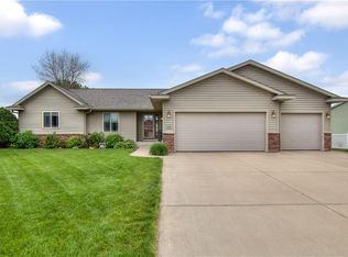 3218 County Farm Rd, Eau Claire, WI 54703