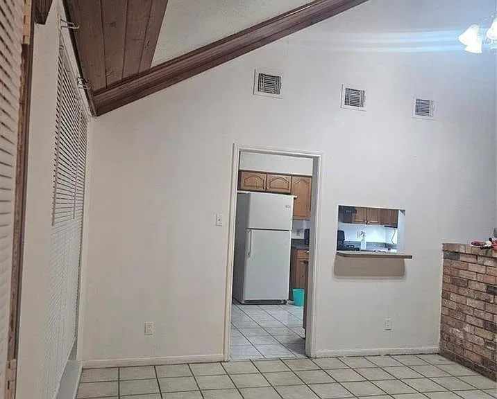 4011 Alshire Dr — Photo 25