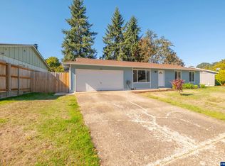 5555 Red Leaf Dr S, Salem, OR 97306