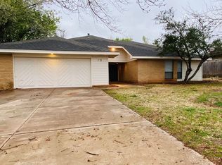 13 S Trail Ridge Rd, Edmond, OK 73012