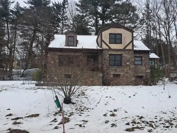 2681 Highway 309, Dallas, PA 18612