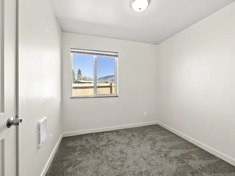 5 Topaz Ln #1 — Photo 9