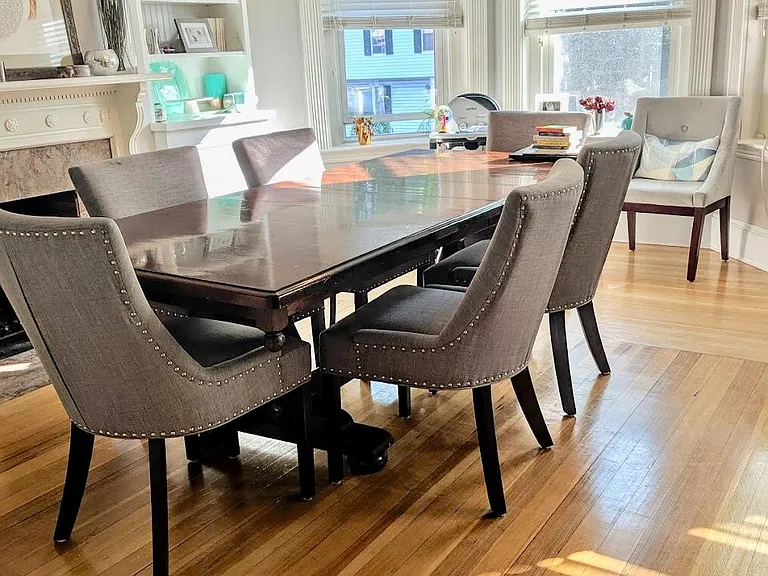 483 Washington St — Photo 3