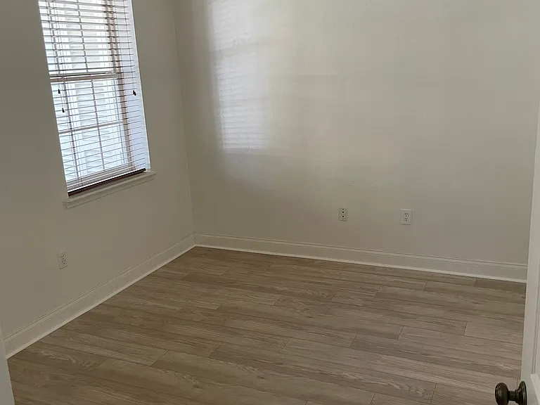 3rd Bed 1st Floor