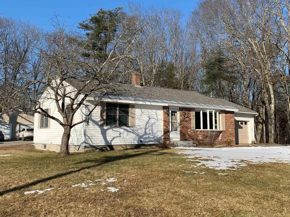 46 PINEWOOD Drive, Somersworth, NH 03878