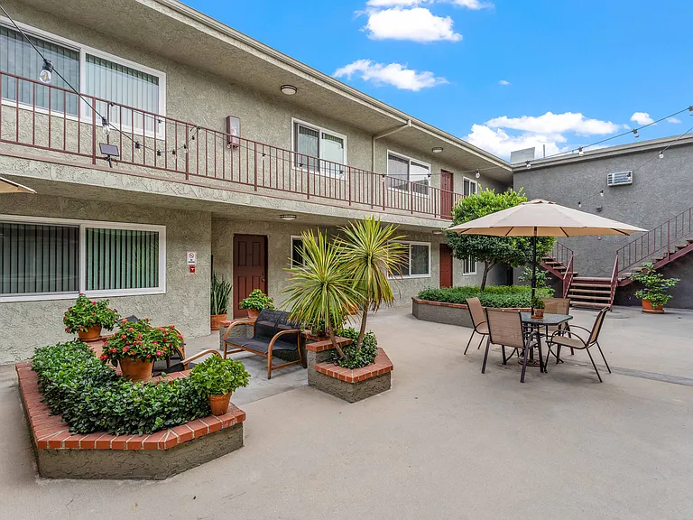 Spacious and bright courtyard at the Diplomat.