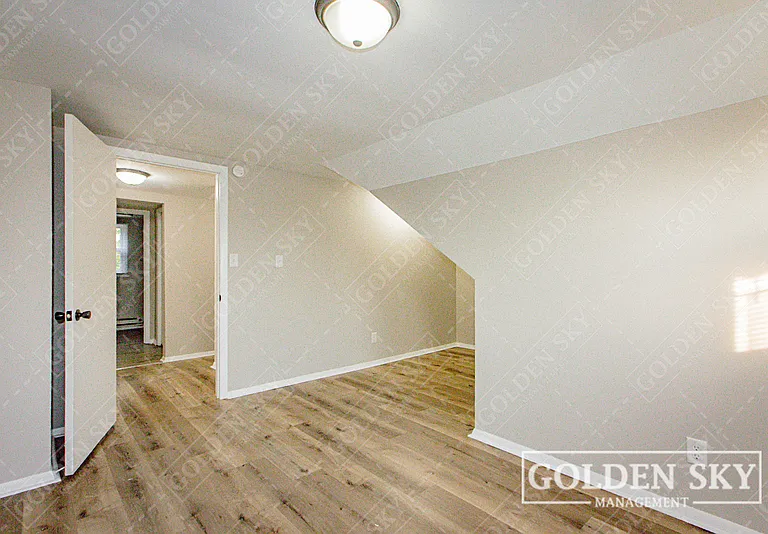 813 W Memorial Dr — Photo 9