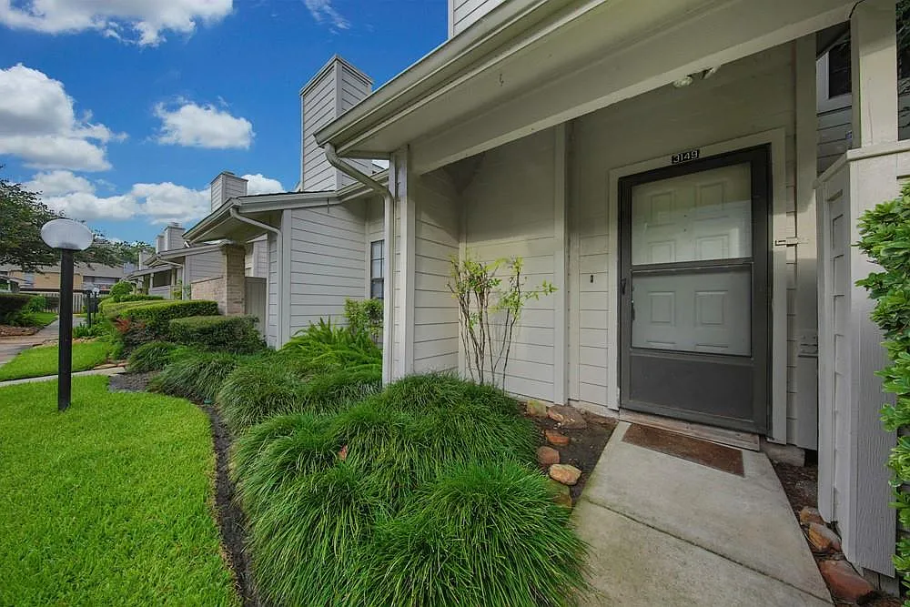 2 bed, 2.0 bath, 1178 sqft, $1,400 — Photo 3