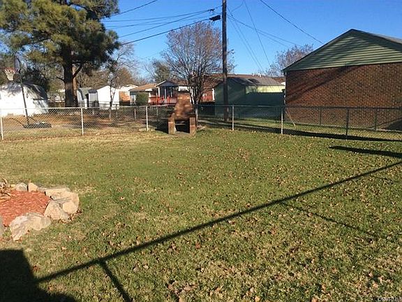 3rd image of 2301 Bluestone Dr