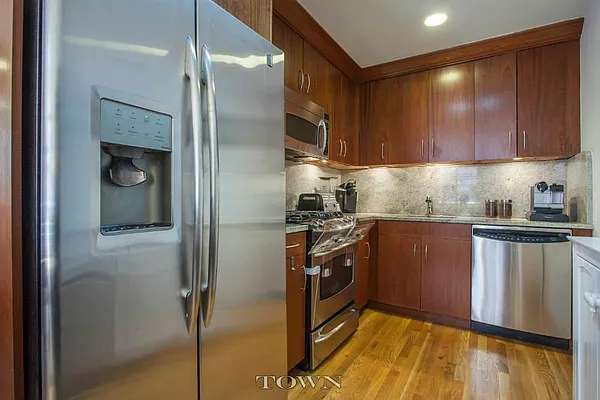 Sold by Town Residential | media 14