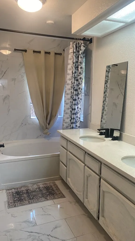 1 bed, 330 sqft, $1,500 — Photo 3