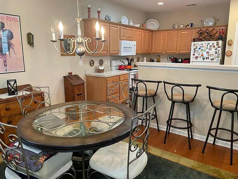 Kitchen/Dining