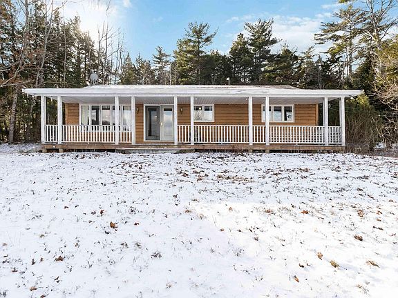 2nd image of 1506 Sweetland Rd