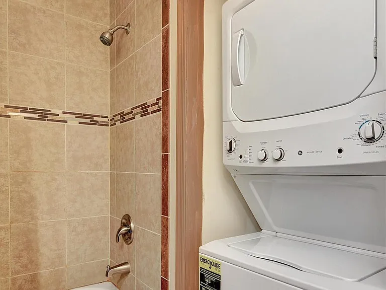 54 Lear Ct — Photo 17