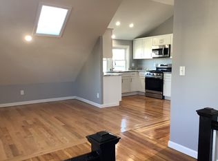 157 4th St #2-B, Providence, RI 02906