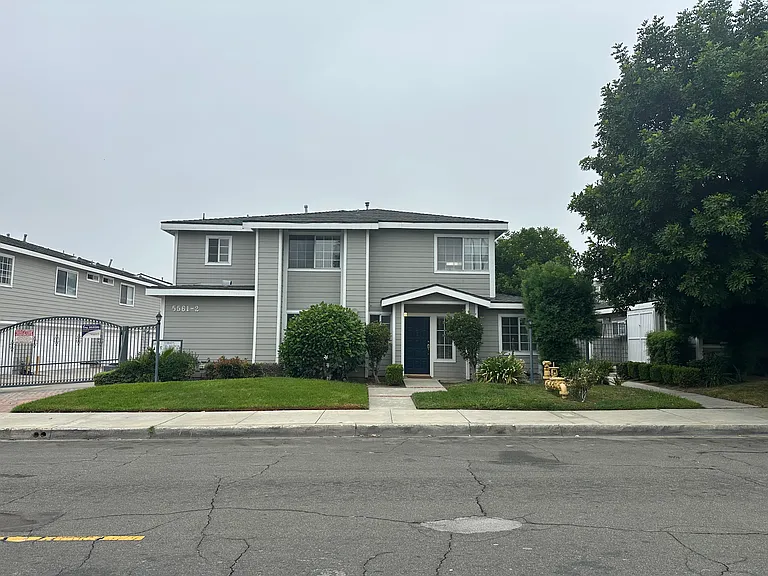 Sultana Village Townhomes — Photo 2